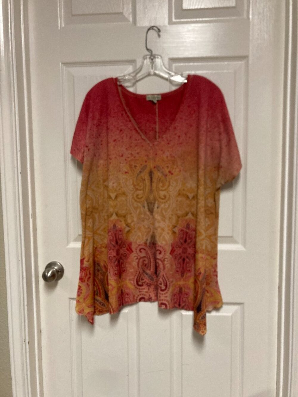 live and let live V-neck Tunic Top red and yellow size 2X Women's